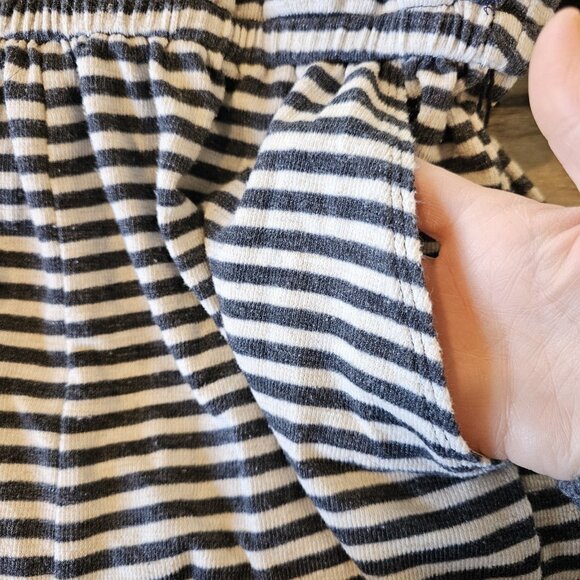 Old Navy Womens Size Large Knit Jumpsuit‎ Belted Striped Pockets Wide Leg Gray - Picture 9 of 11